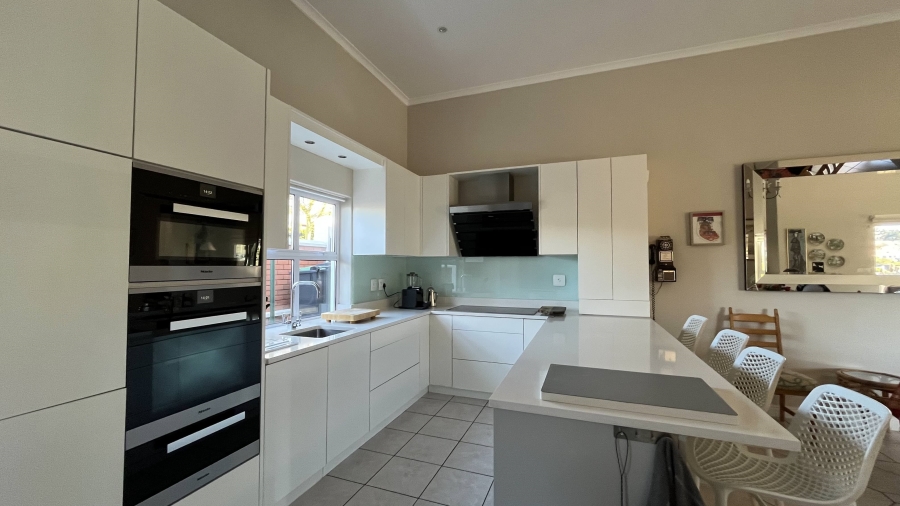 3 Bedroom Property for Sale in Van Riebeeckshof Western Cape